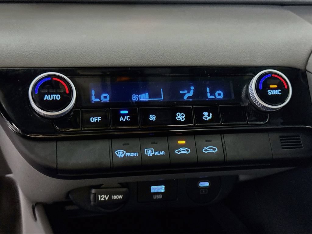 Certified 2025 Hyundai Elantra Sport FWD image 8