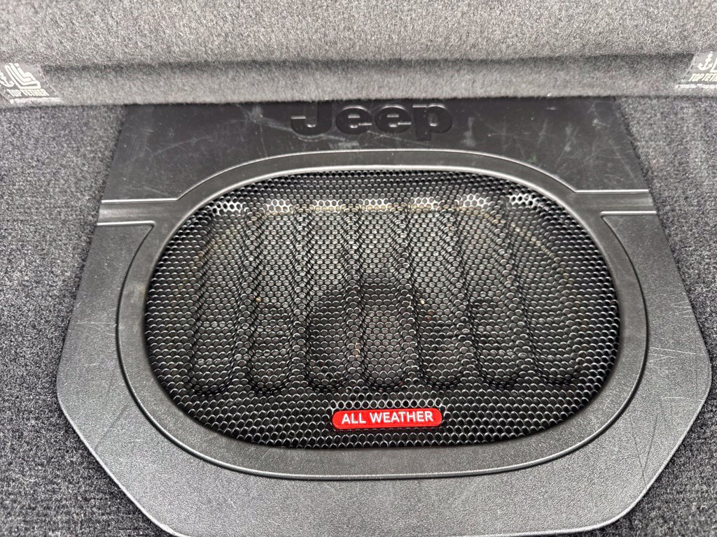 Used 2018 Jeep Wrangler Rubicon AWD/4WD image 30