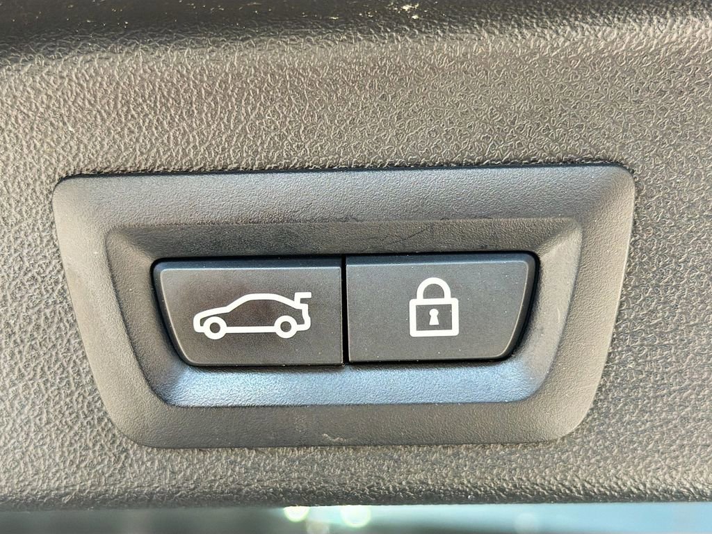 Used 2022 BMW X5 M w/ Executive Package image 13