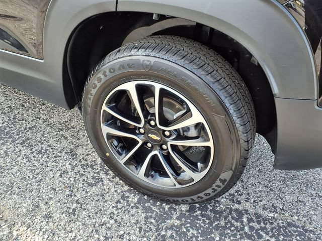 Used 2025 Chevrolet TrailBlazer LT AWD/4WD image 42