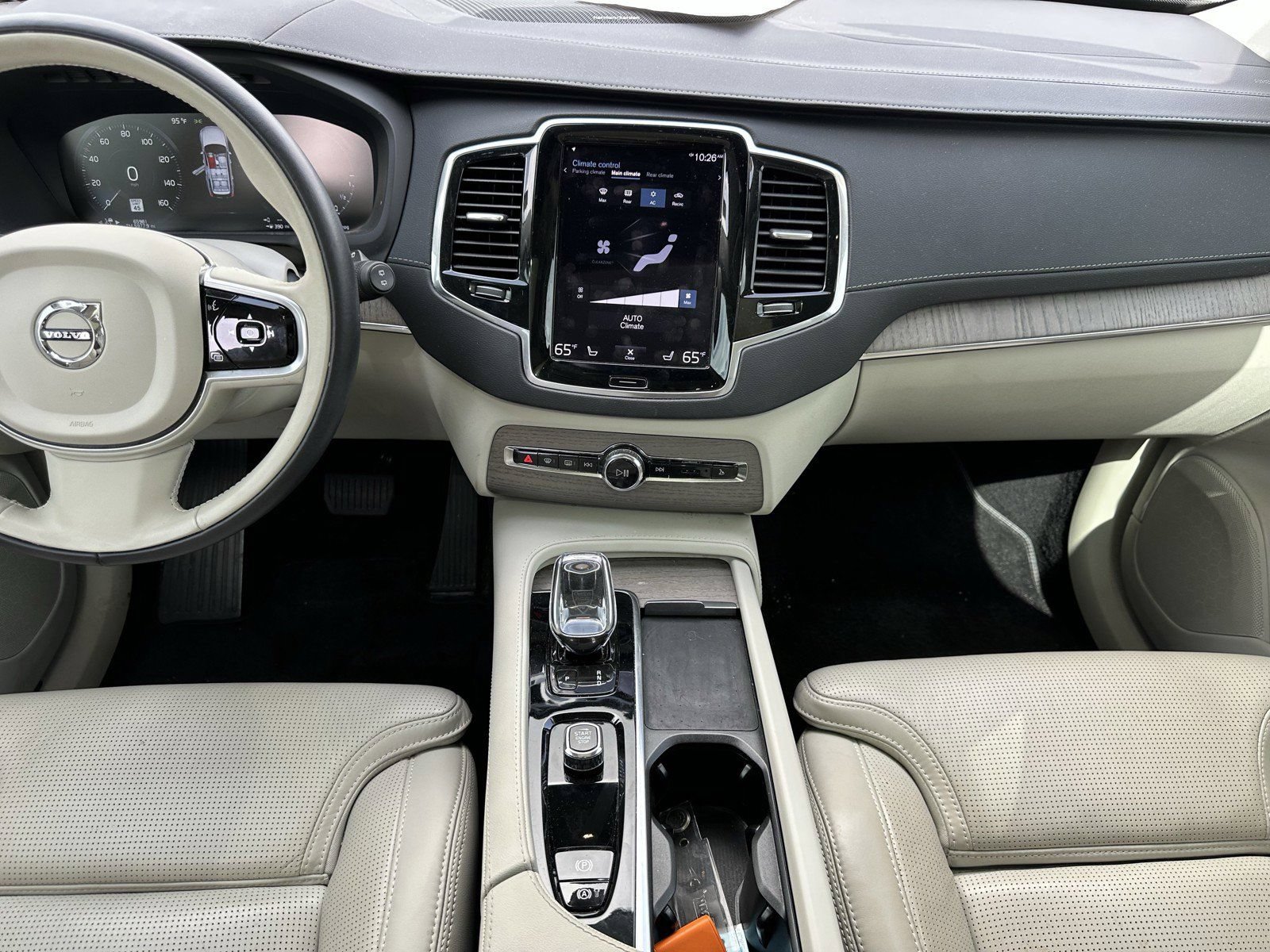 Used 2022 Volvo XC90 T8 Inscription w/ Advanced Package AWD/4WD image 12