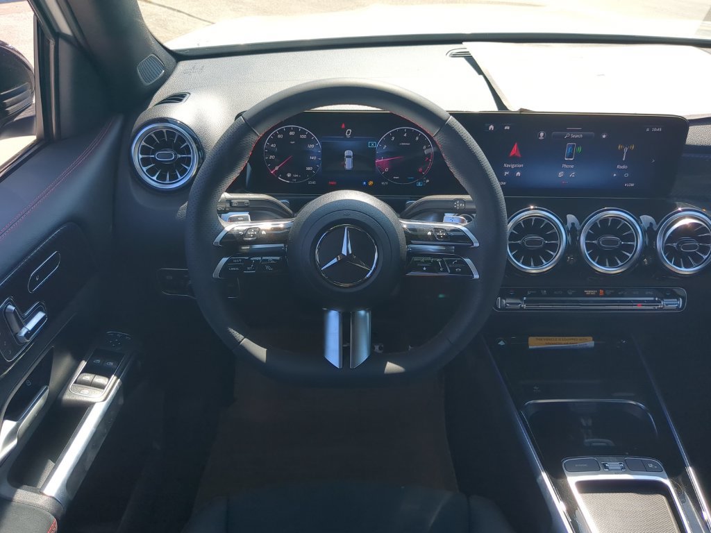 Certified 2024 Mercedes-Benz GLB 250 image 3