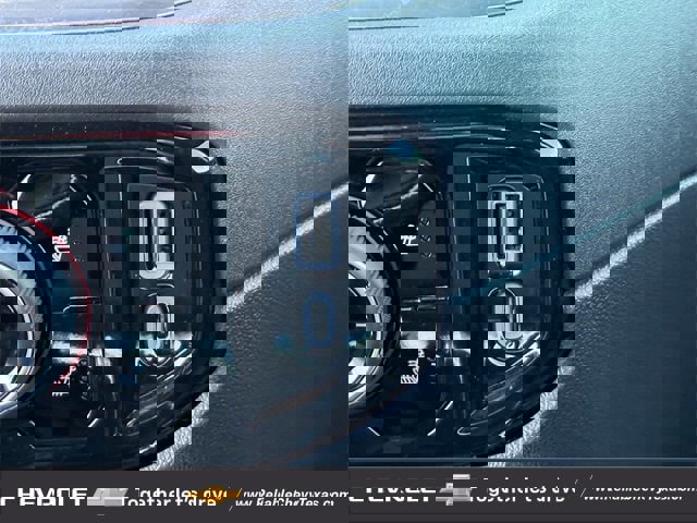 Certified 2024 Chevrolet Silverado 1500 LT Trail Boss w/ Convenience Package II image 28