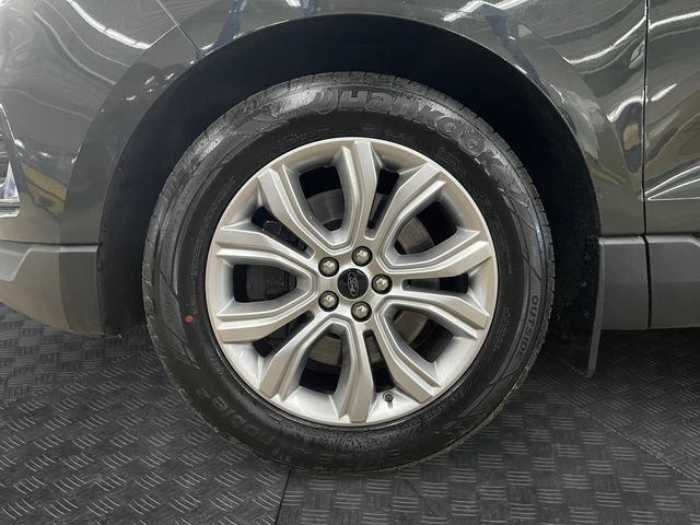 Used 2023 Ford Edge Titanium w/ Equipment Group 301A AWD/4WD image 14