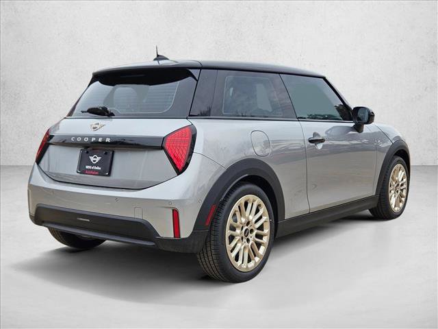 Used 2026 MINI Cooper 2-Door Hardtop FWD image 2