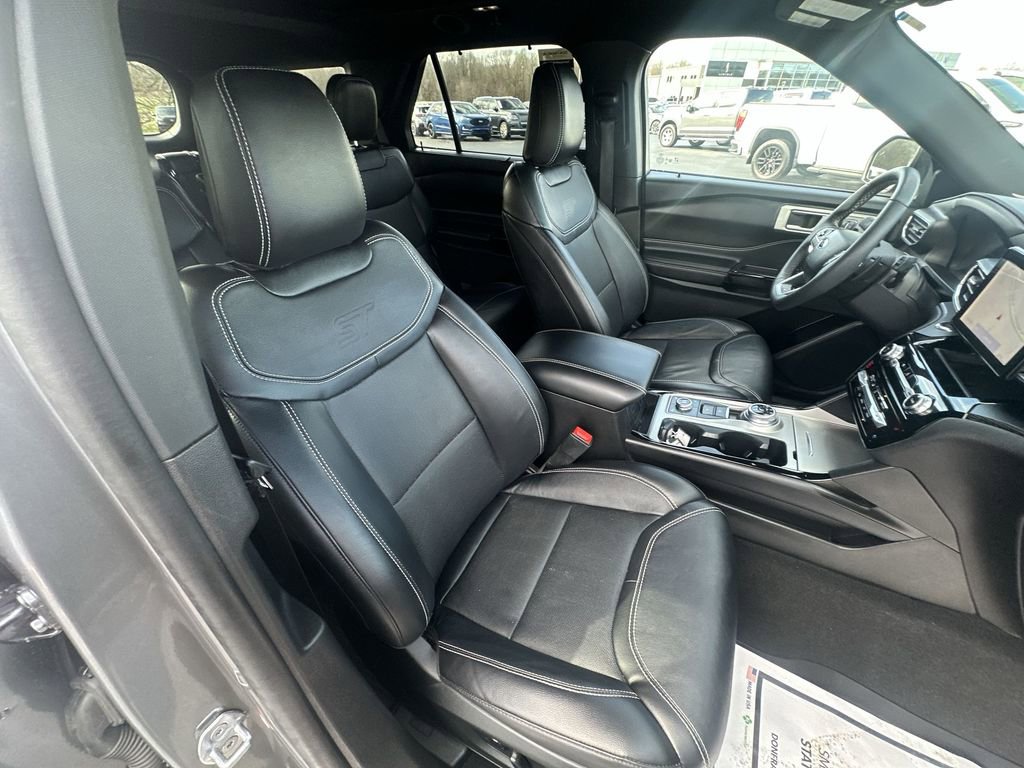 Used 2023 Ford Explorer ST w/ Equipment Group 401A image 32