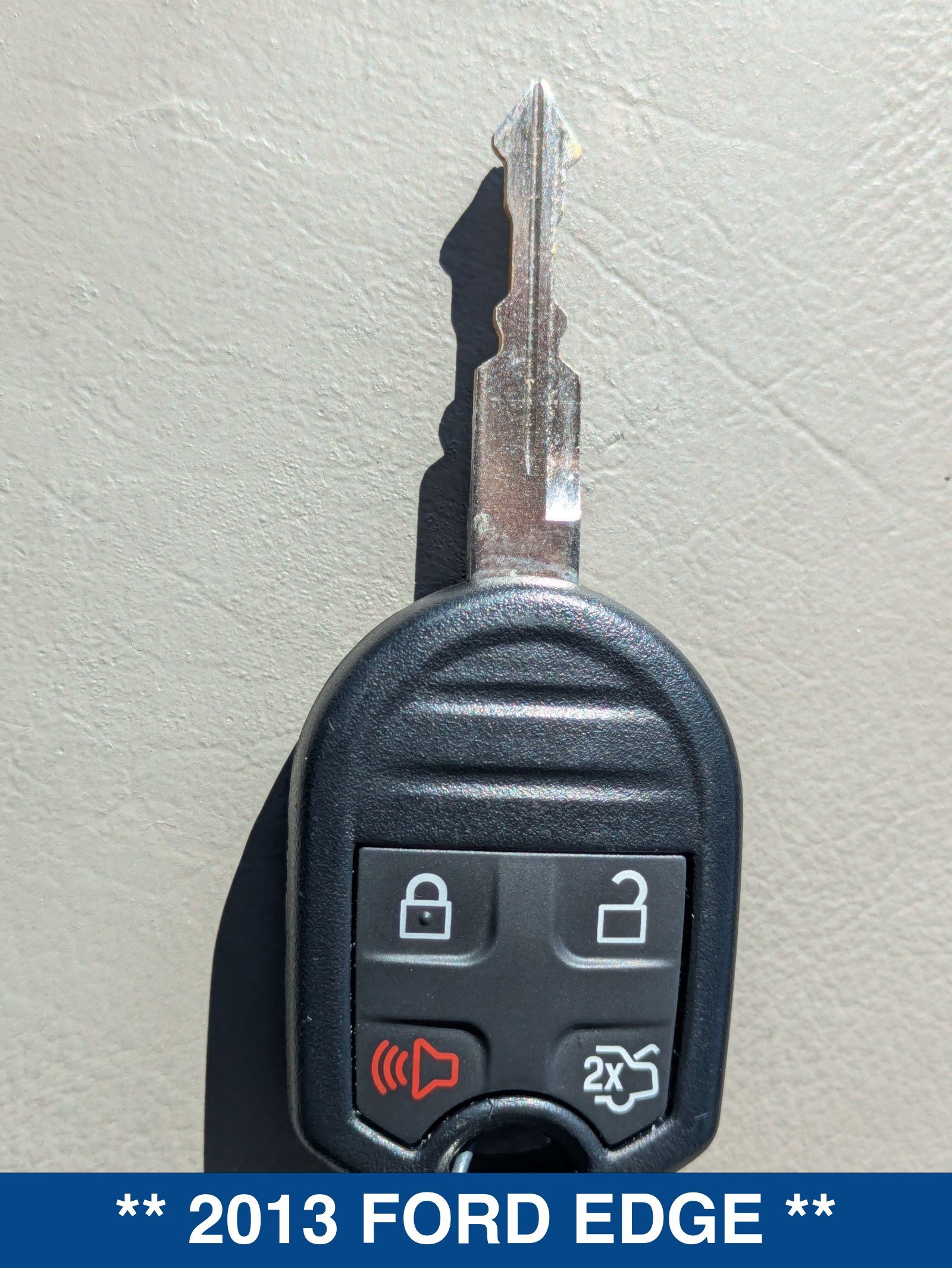Used 2013 Ford Edge SEL FWD image 34