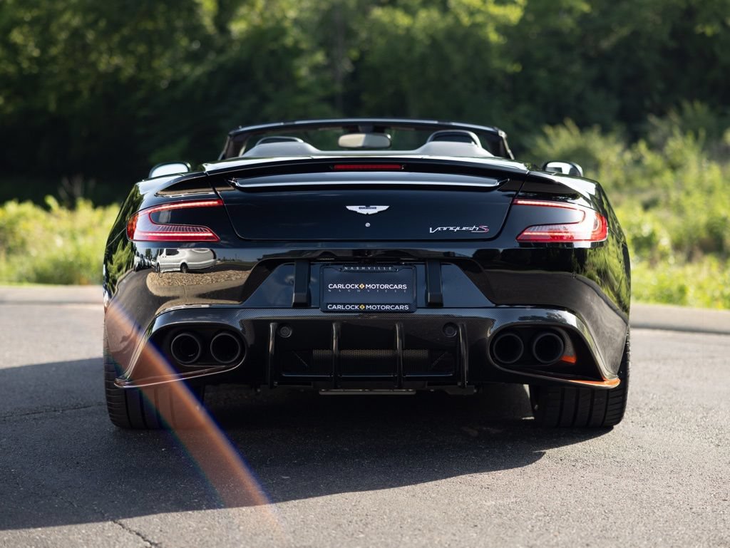 Used 2018 Aston Martin Vanquish S RWD image 5