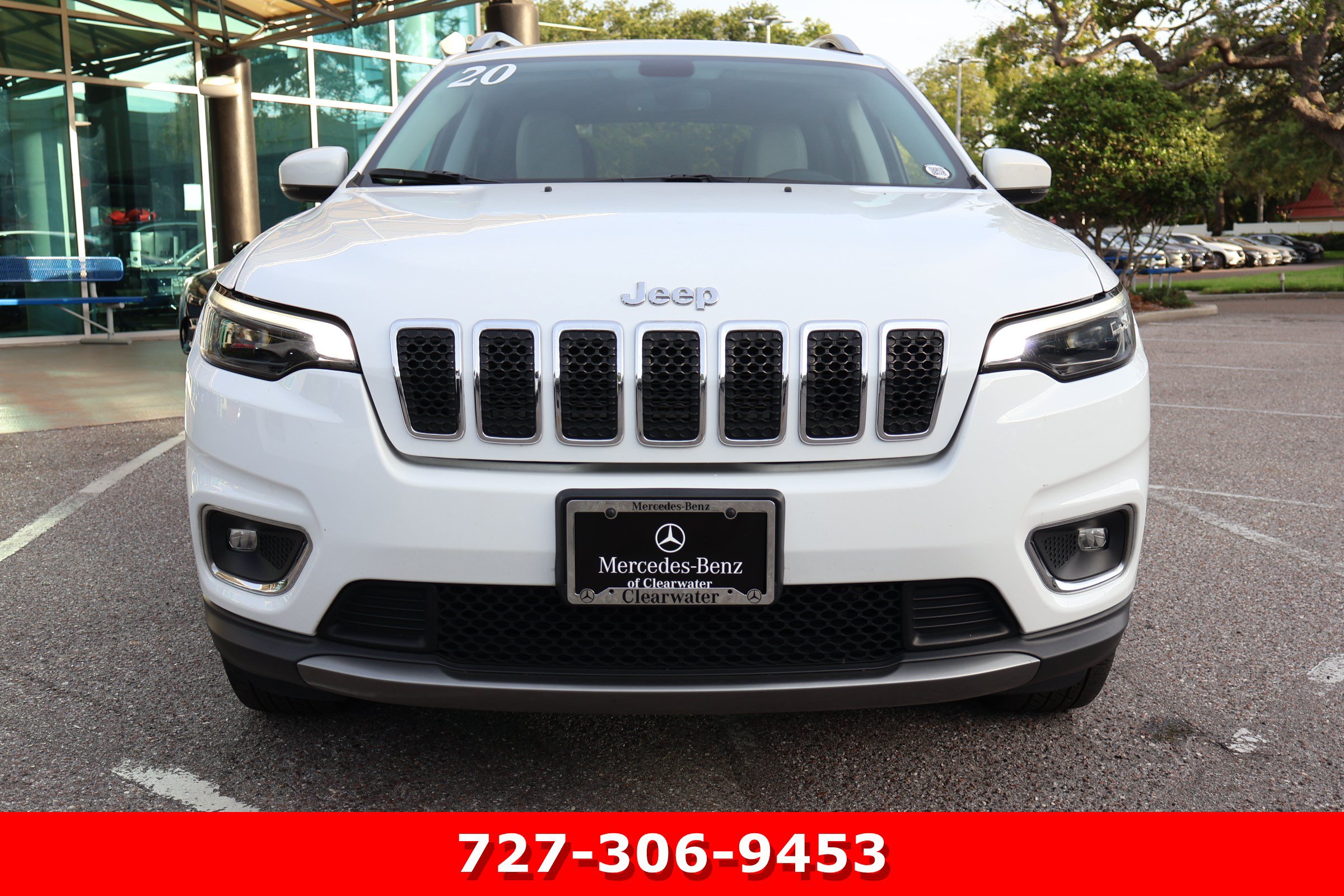 Used 2020 Jeep Cherokee Limited AWD/4WD image 13