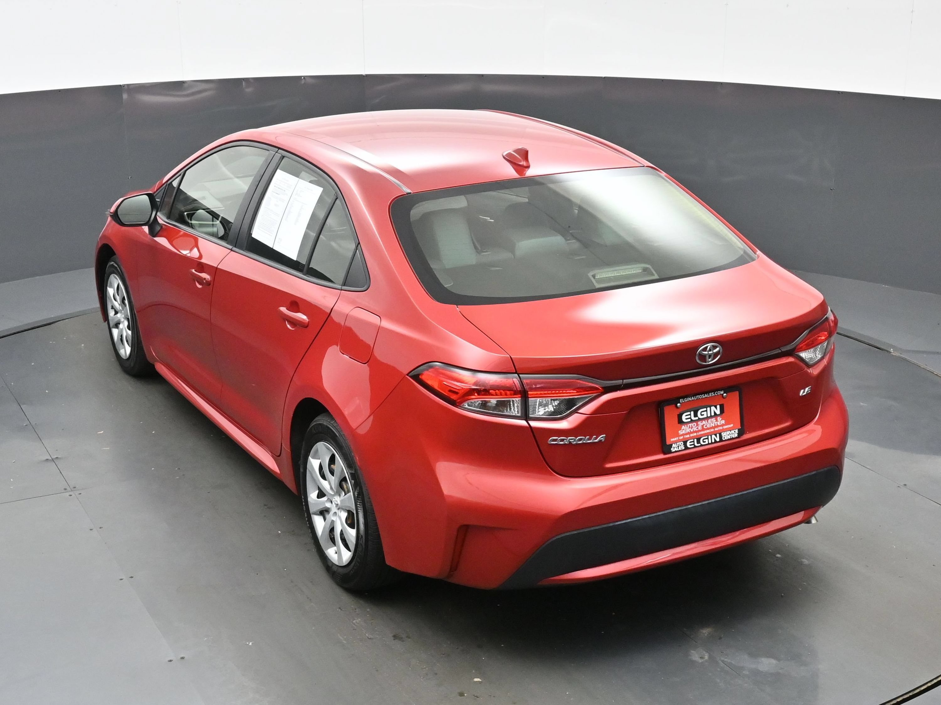 Used 2021 Toyota Corolla LE FWD image 33