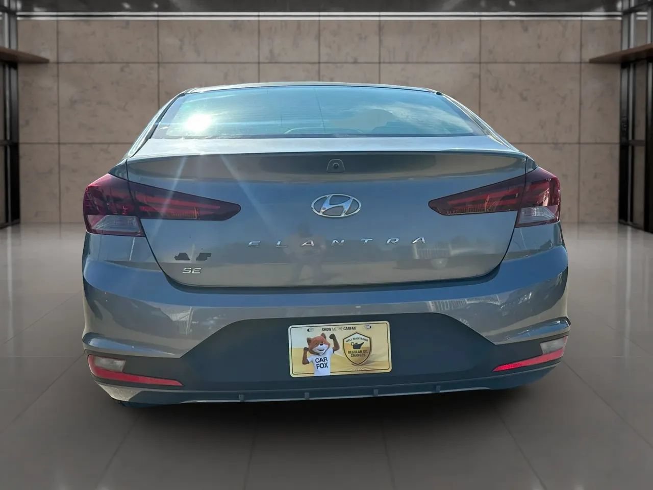 Used 2019 Hyundai Elantra SE FWD image 9