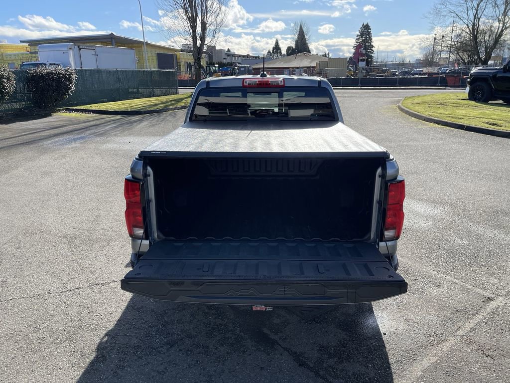 Used 2025 Chevrolet Colorado Z71 w/ Technology Package image 26