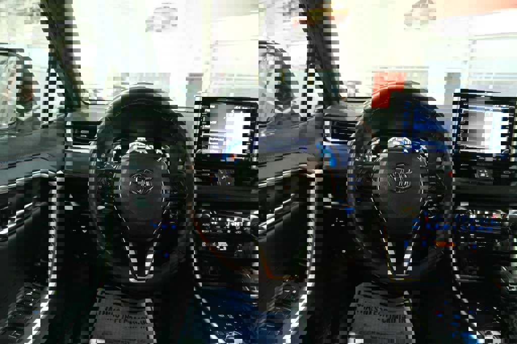 Used 2020 Toyota RAV4 XSE image 29