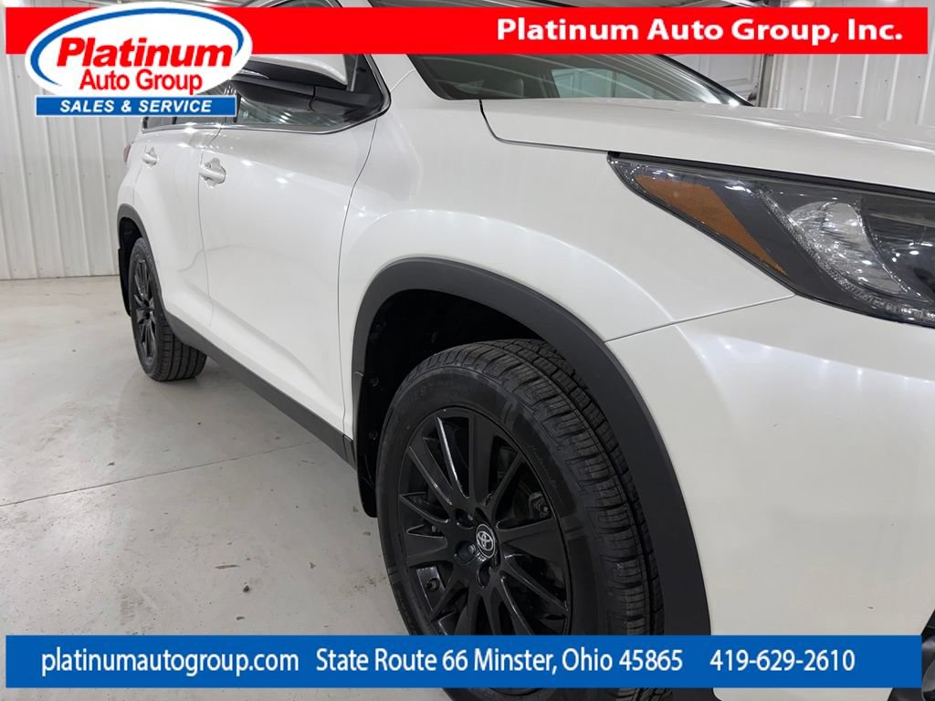 Used 2019 Toyota Highlander SE AWD/4WD image 14