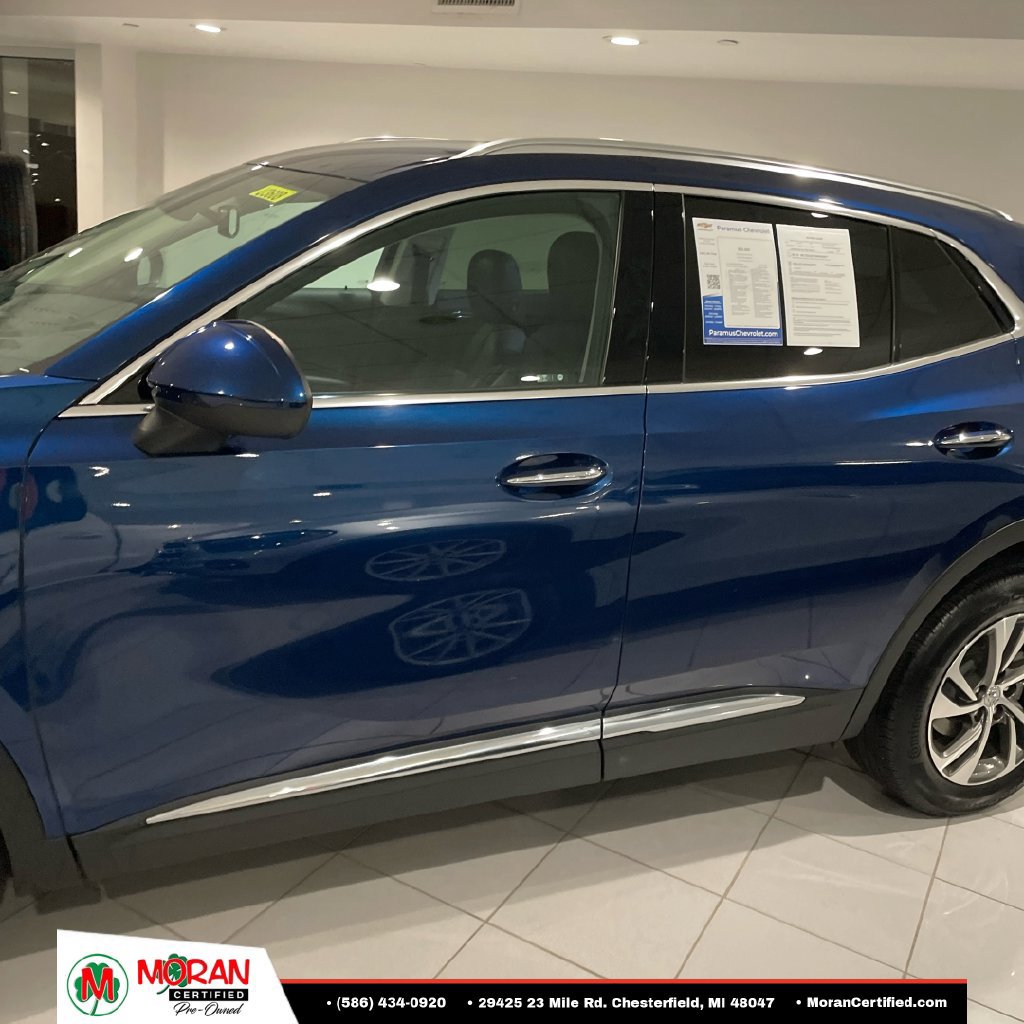Used 2023 Buick Envision Essence FWD image 3