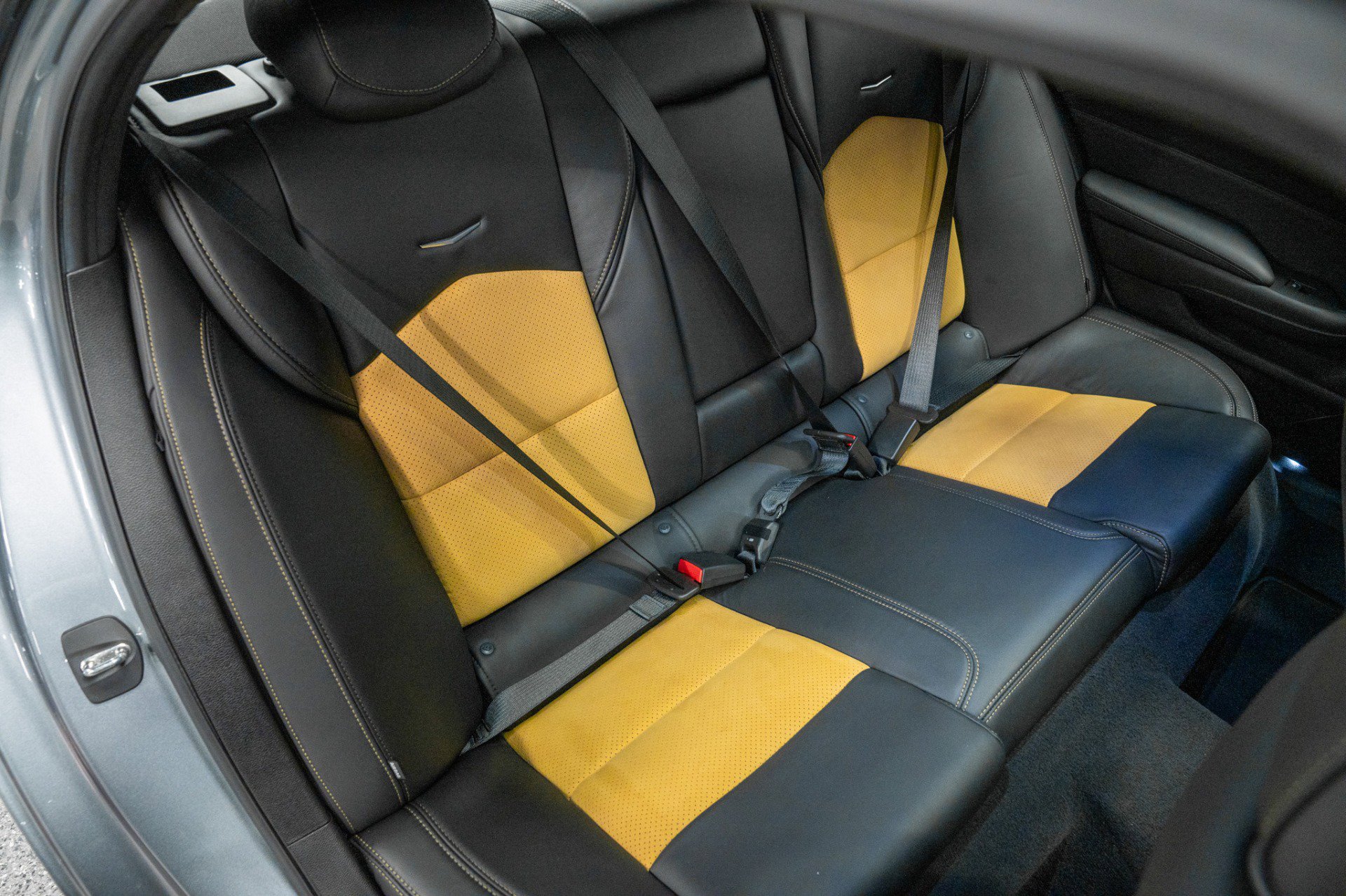 Used 2019 Cadillac CTS V w/ Luxury Package image 27