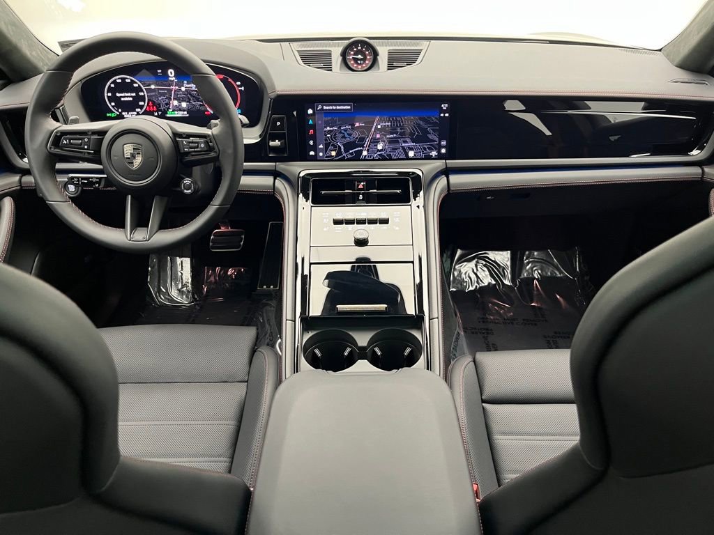 Certified 2025 Porsche Panamera Turbo image 28