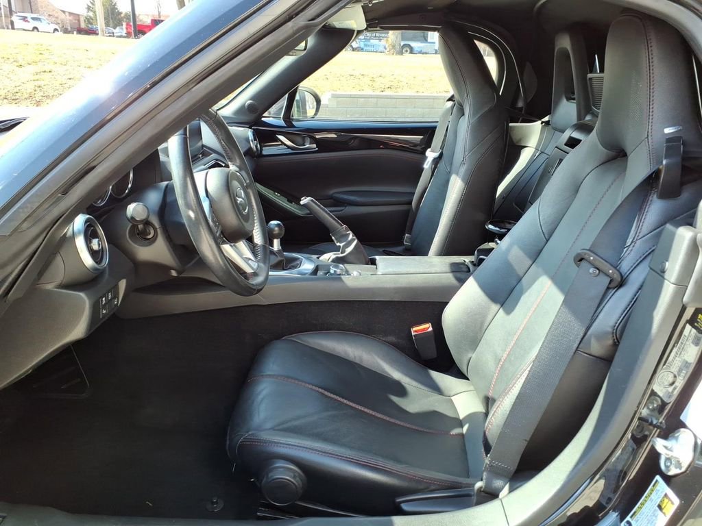 Used 2016 MAZDA MX-5 Miata Grand Touring image 13