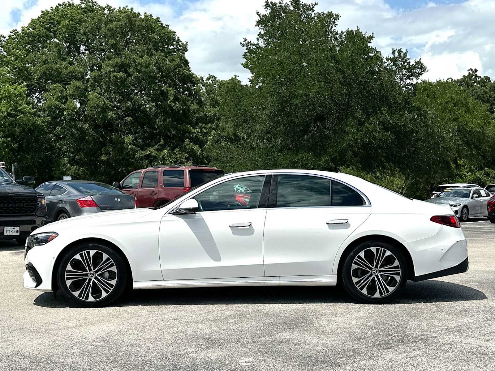 Used 2025 Mercedes-Benz E 350 Sedan w/ Winter Package image 12