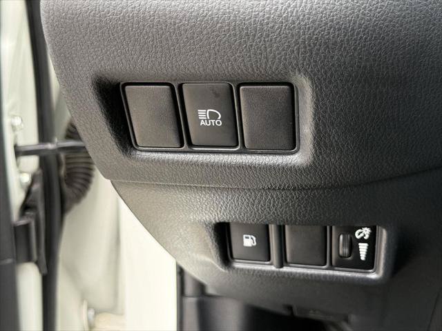 Certified 2019 Toyota C-HR LE FWD image 26
