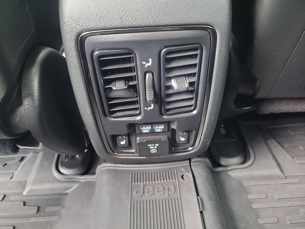 Used 2019 Jeep Grand Cherokee High Altitude AWD/4WD image 16