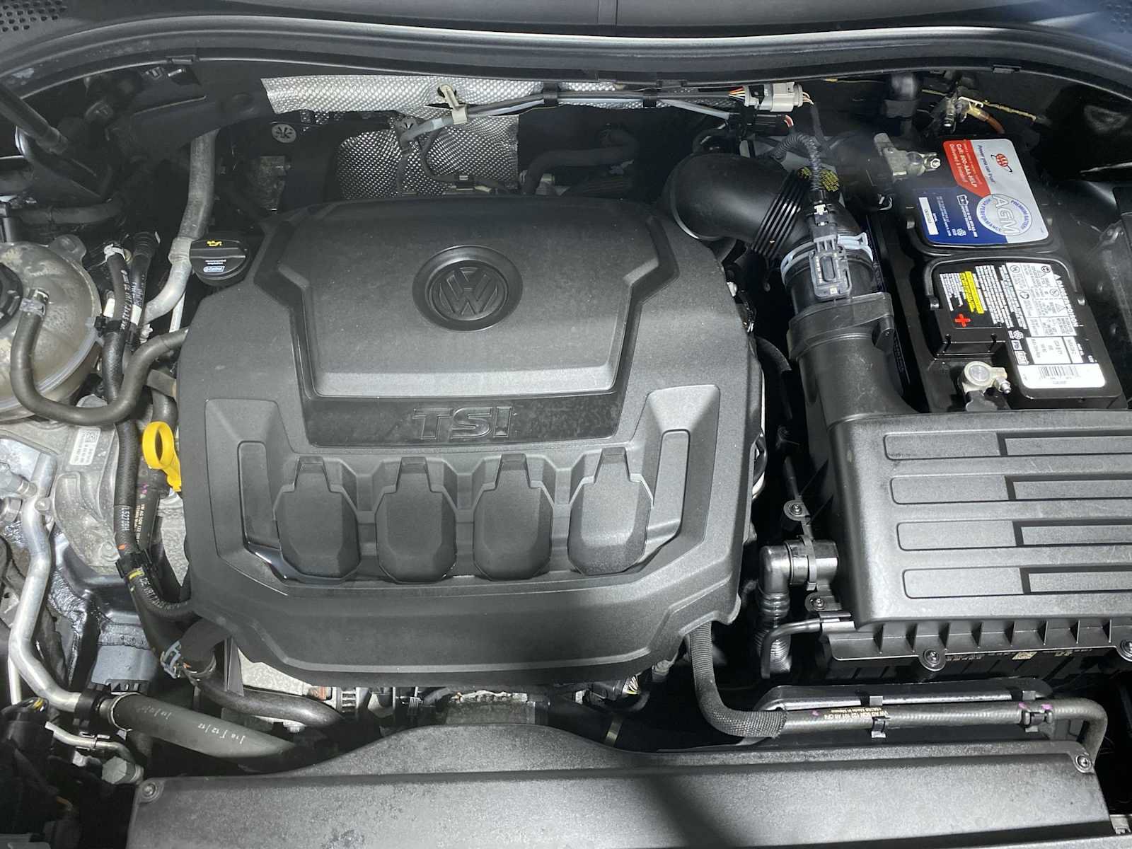 Used 2018 Volkswagen Tiguan SE AWD/4WD image 9