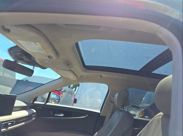 Used 2023 Lincoln Nautilus Reserve w/ Equipment Group 201A AWD/4WD image 6