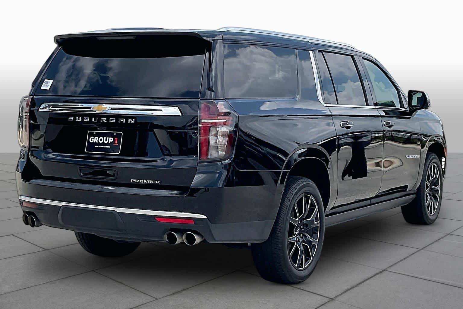 Used 2023 Chevrolet Suburban Premier AWD/4WD image 13