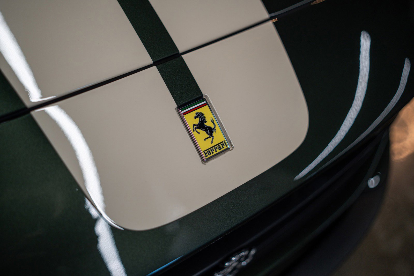 Used 2019 Ferrari Portofino RWD image 6