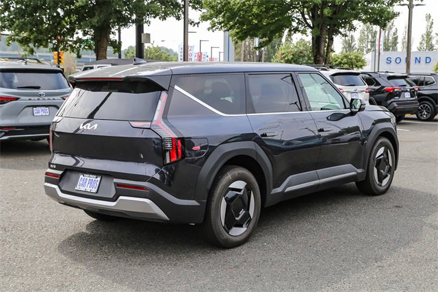 New 2026 Kia EV9 Light image 9