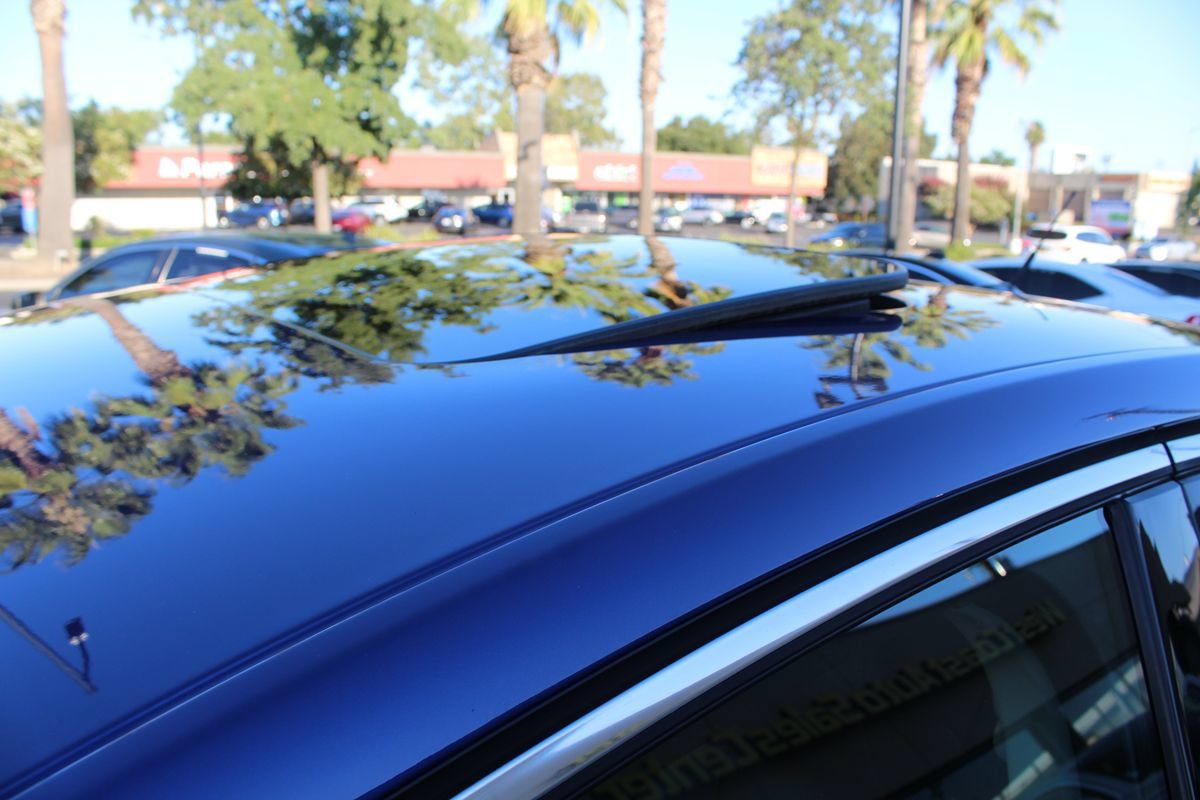 Used 2016 Ford Fusion Energi Titanium FWD image 16