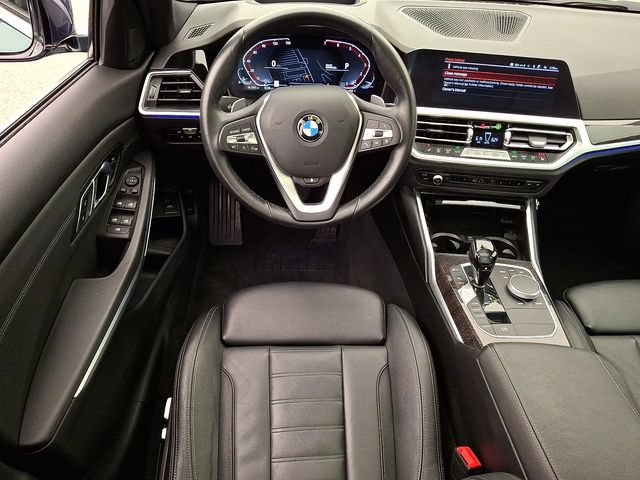 Used 2021 BMW 330i xDrive Sedan w/ Premium Package AWD/4WD image 12