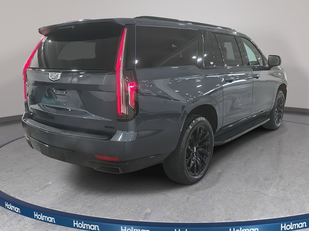 Used 2021 Cadillac Escalade ESV Sport Platinum w/ LPO, ONYX Package image 6