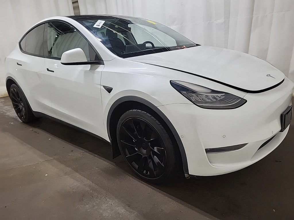 Used 2021 Tesla Model Y Long Range AWD/4WD image 3
