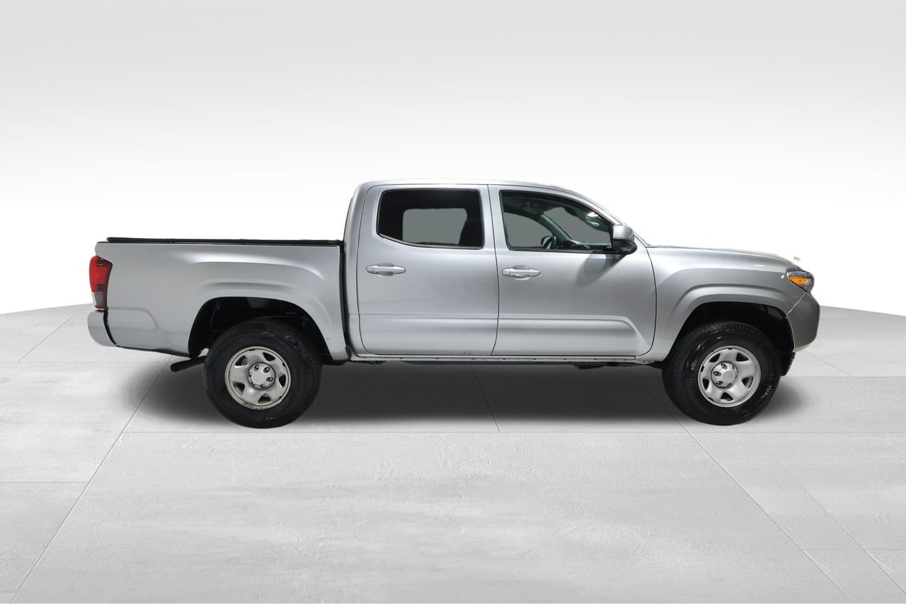 Used 2023 Toyota Tacoma SR image 5