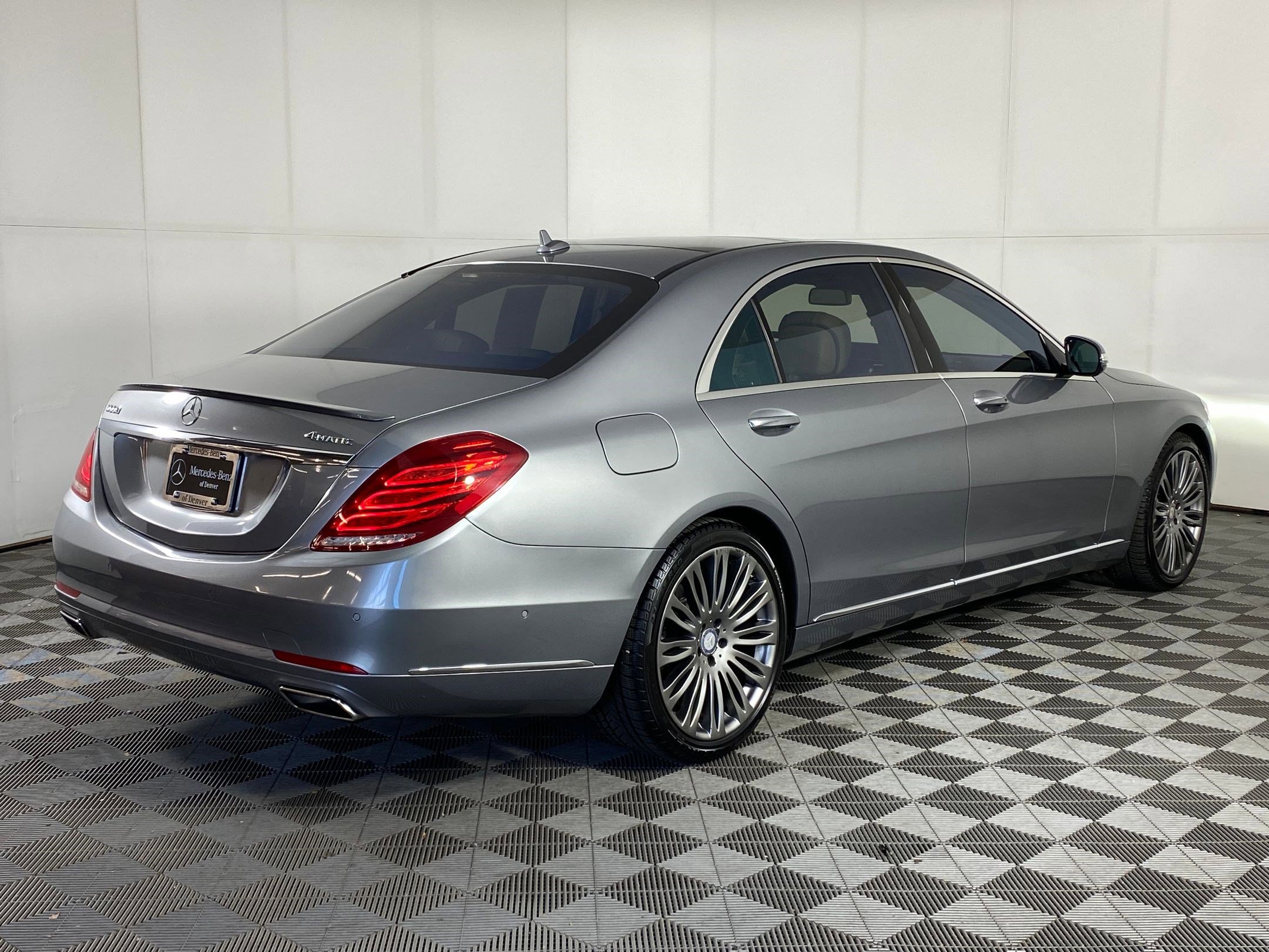Used 2015 Mercedes-Benz S 550 4MATIC Sedan image 8