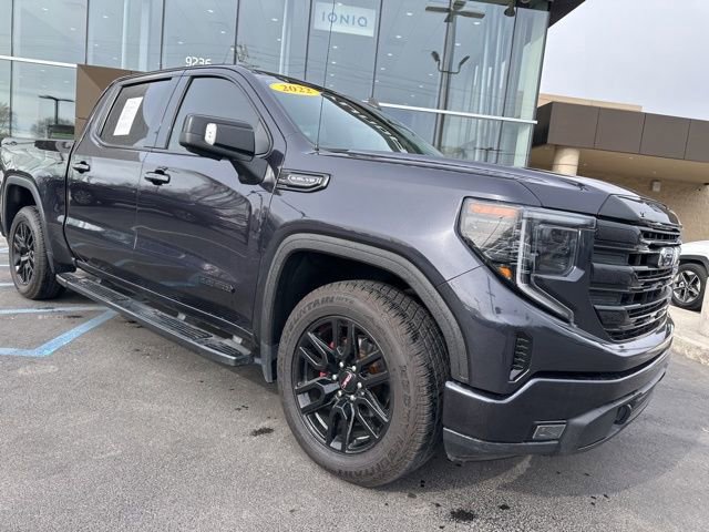 Used 2022 GMC Sierra 1500 Elevation w/ Elevation Premium Package image 3