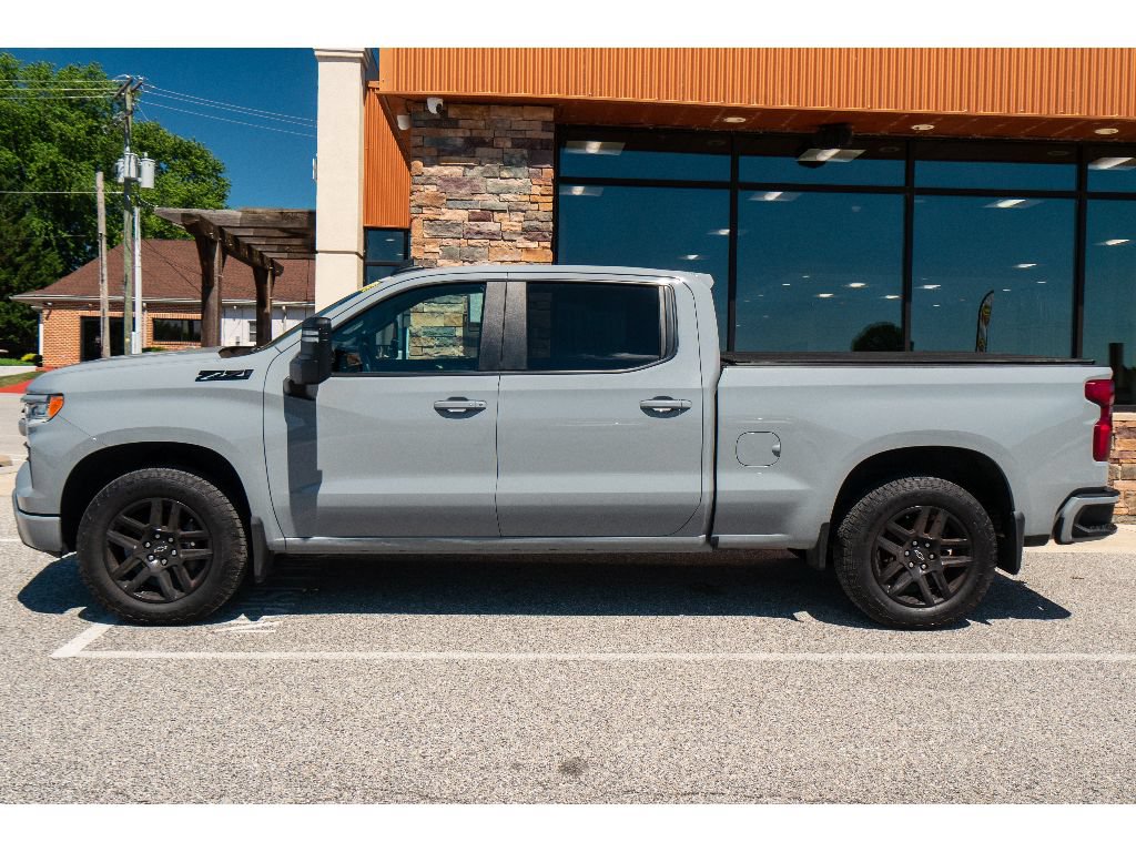 Used 2024 Chevrolet Silverado 1500 RST AWD/4WD image 6