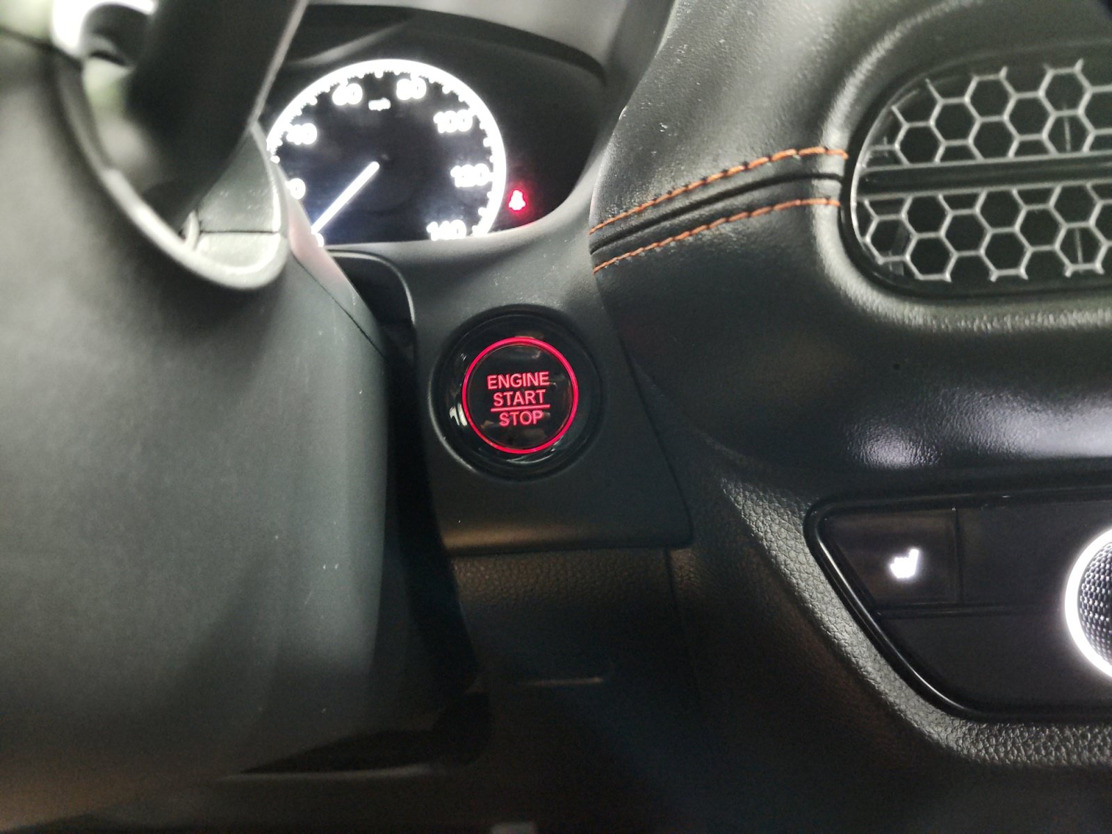 Used 2025 Honda HR-V Sport image 19