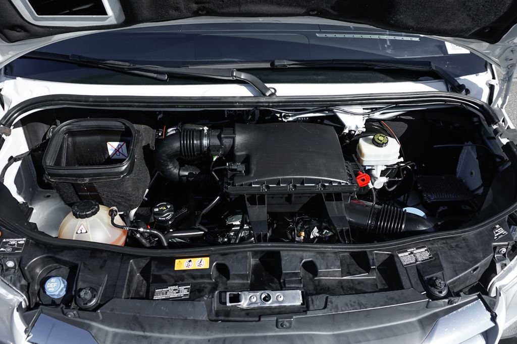 Used 2019 Freightliner Sprinter 3500 image 24