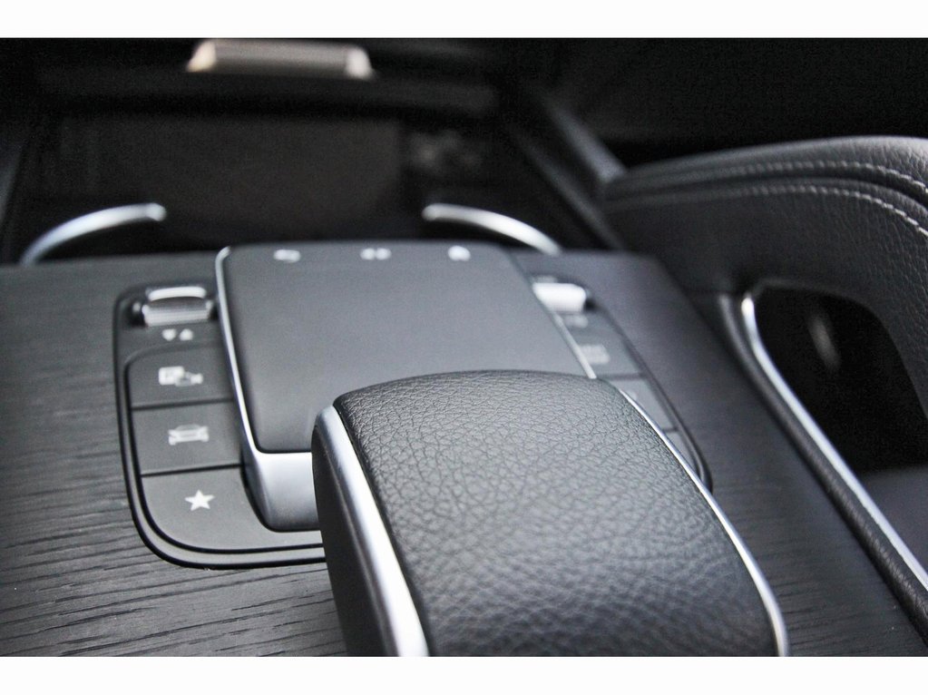 Used 2024 Mercedes-Benz GLS 450 4MATIC image 26