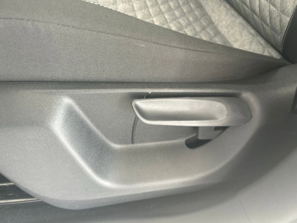 Used 2025 Volkswagen Tiguan S image 50