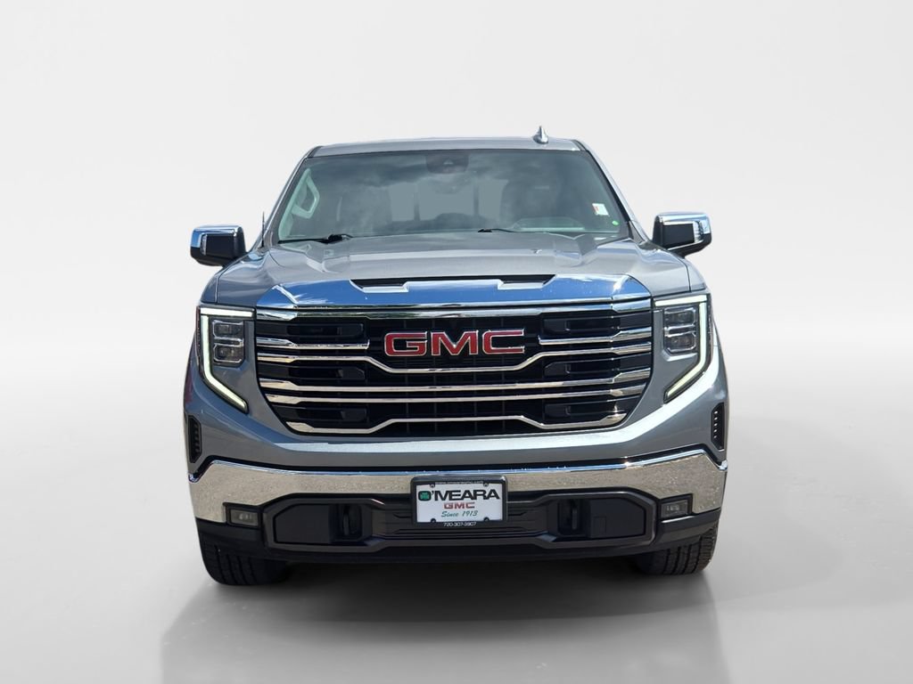 Used 2023 GMC Sierra 1500 SLT w/ SLT Premium Package AWD/4WD image 10