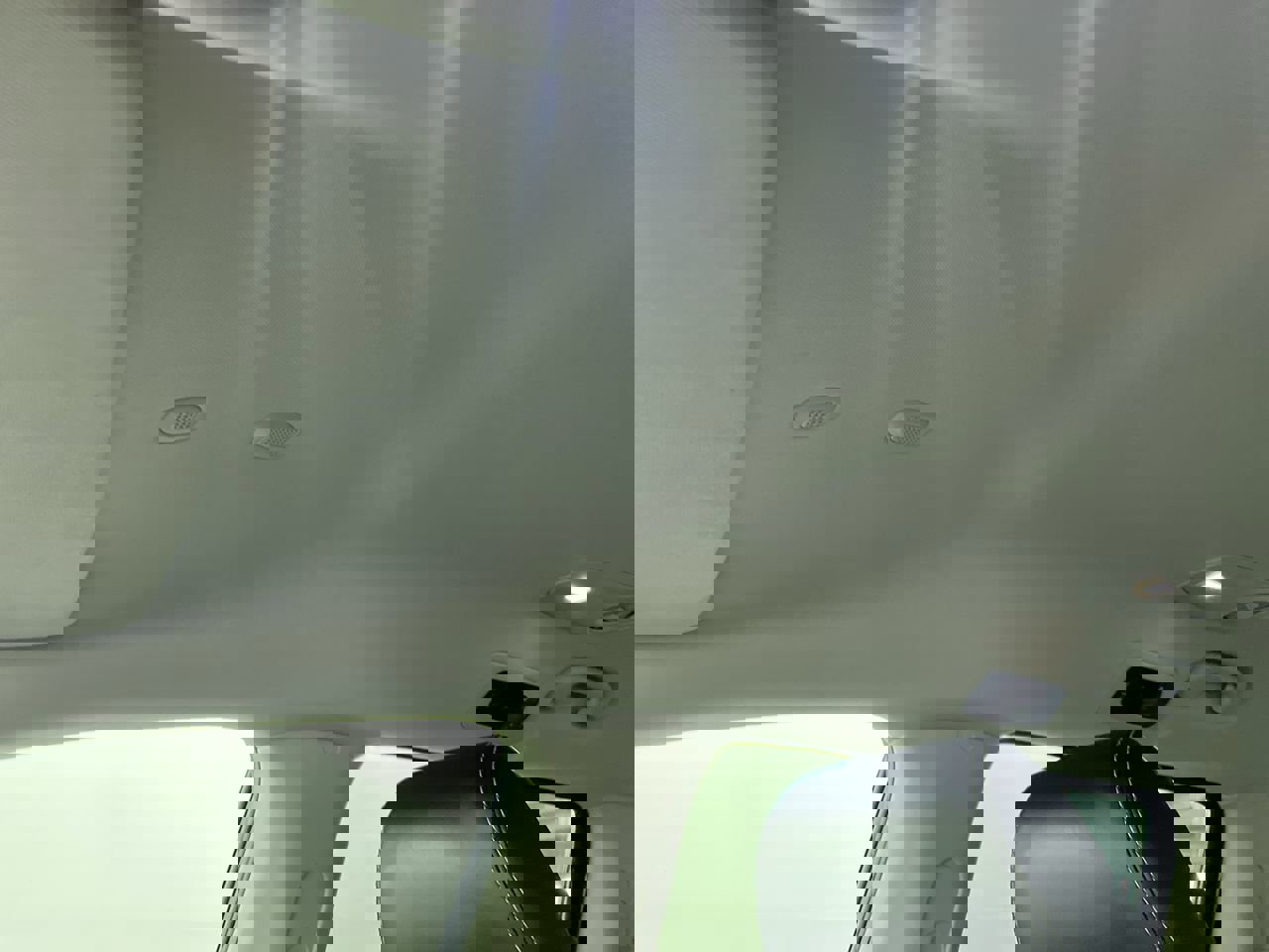 Used 2024 Chrysler Pacifica Touring-L image 19