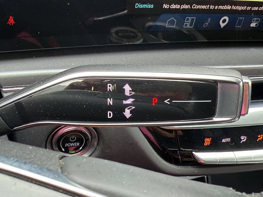 Certified 2024 Cadillac Lyriq Tech AWD/4WD image 26