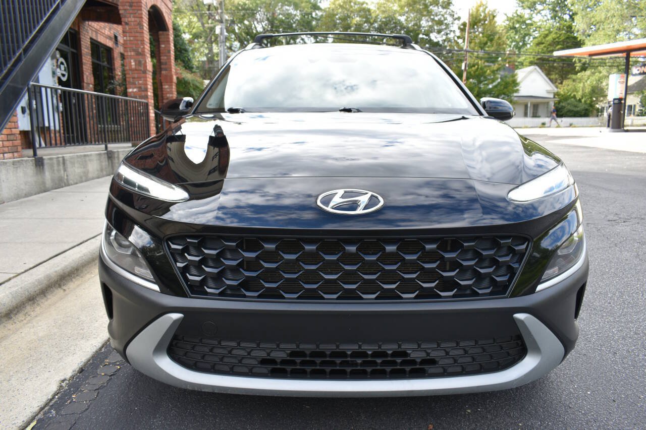 Used 2023 Hyundai Kona SEL FWD image 5