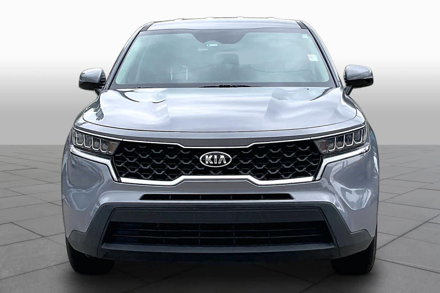 Used 2021 Kia Sorento LX FWD image 4