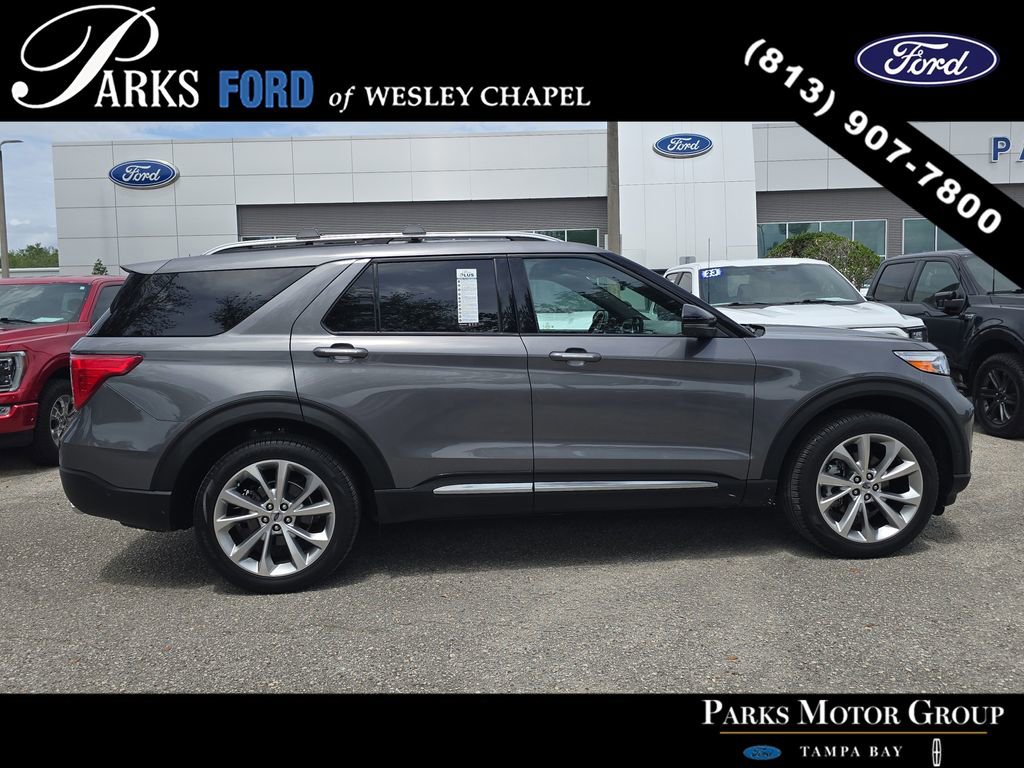 Certified 2021 Ford Explorer Platinum w/ Equipment Group 601A image 3