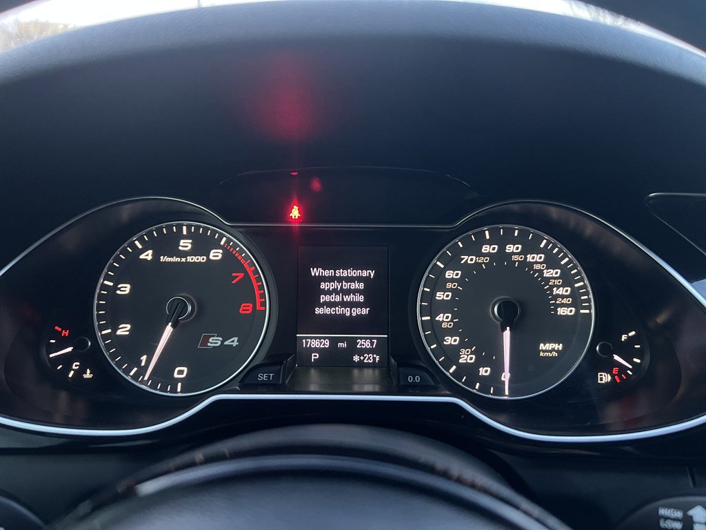 Used 2013 Audi S4 Prestige w/ Prestige Pkg image 18