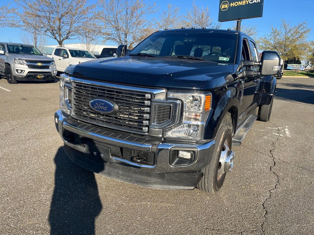 Used 2022 Ford F350 Lariat w/ Lariat Ultimate Package AWD/4WD image 3